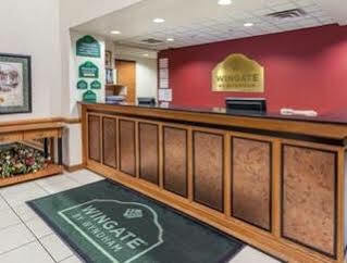 Hotel Wingate By Wyndham Atlanta/six Flags Austell