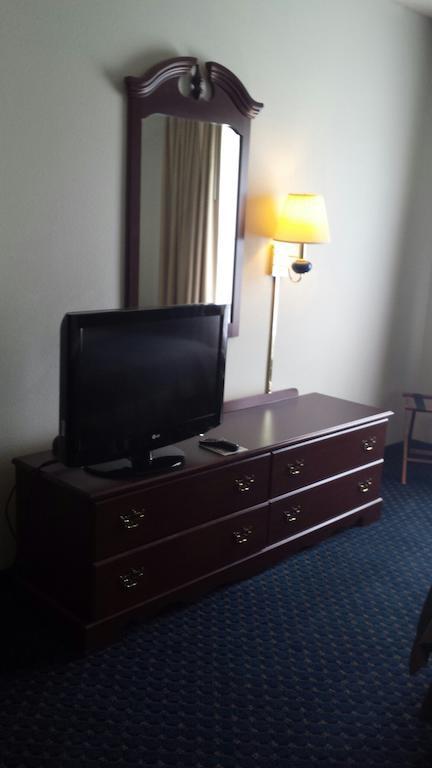 Hotel Wingate By Wyndham Atlanta/six Flags Austell