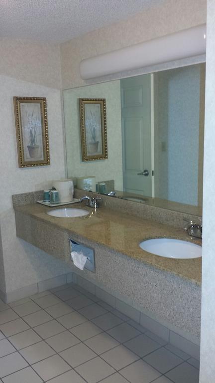 Wingate By Wyndham Atlanta/six Flags Austell